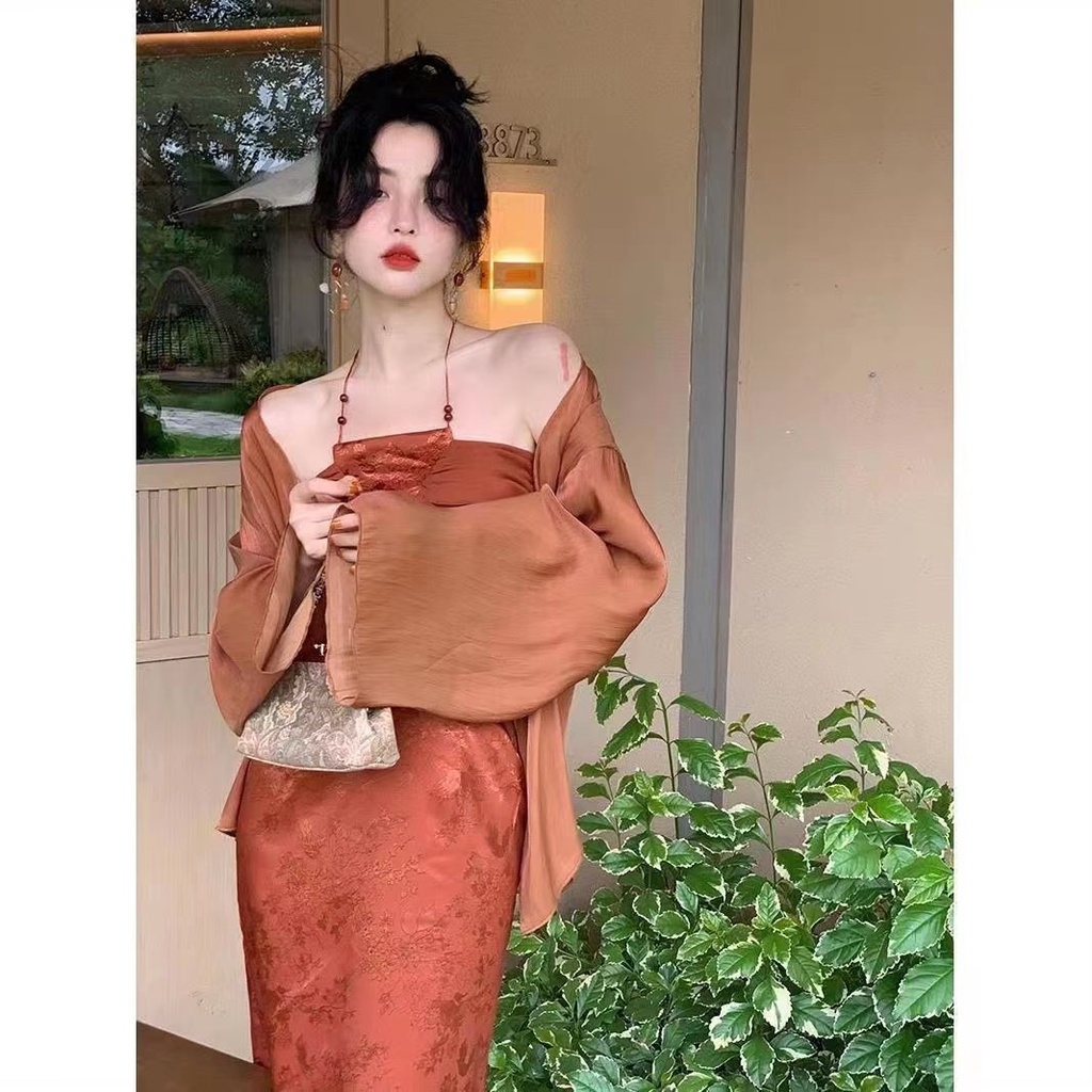 Đầm Hai Dây Phong Cách Trung Hoa Cổ Điển Kiểu Mới Cỡ Lớn 4.10