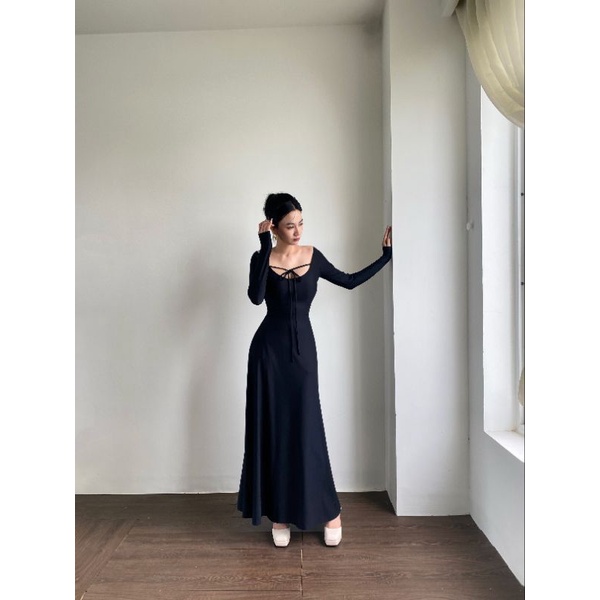 Váy Dài Trễ Vai V02