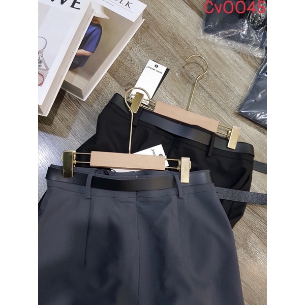 Chân váy dáng dài kèm đai