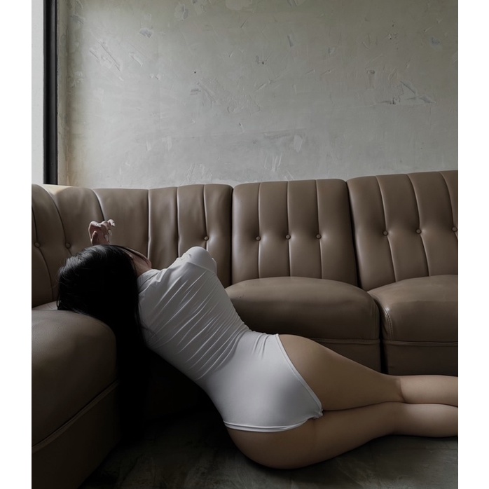 Bodysuit có cổ áo polo sexy mặc đi làm Viibodysuit