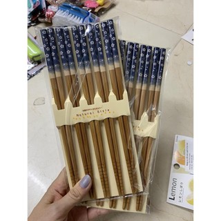 Set 5 đôi đũa hoa xanh/ Hoa đỏ (mẫu mới - Made in Japan)