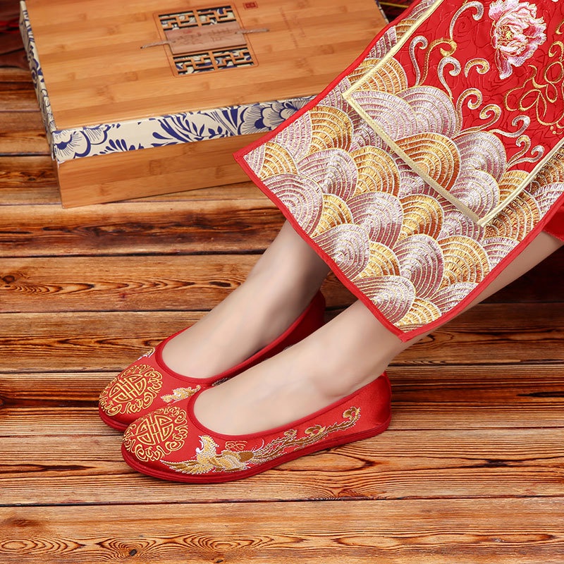 Giày Vải Thêu Hình Rồng Phượng Hoàng Phong Cách Trung Hoa Cho Cô Dâu