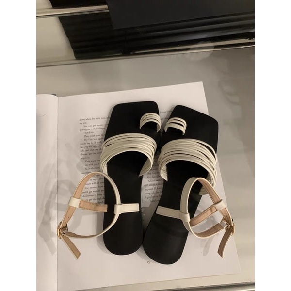 Dép sandal dây xỏ ngón Hàn Quốc siêu xinh