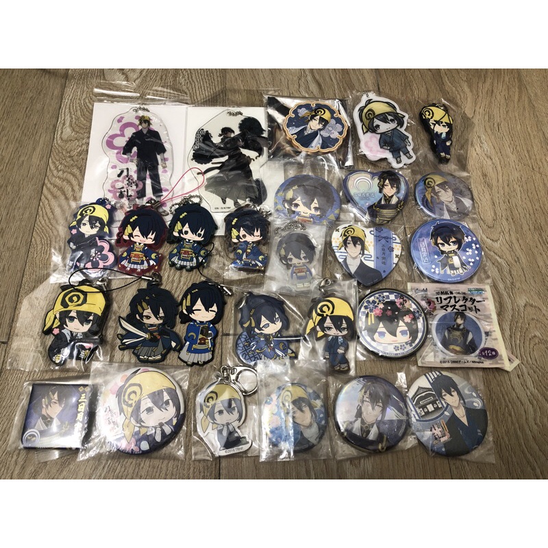 Tổng hợp goods Mikazuki Munechika Touken Ranbu