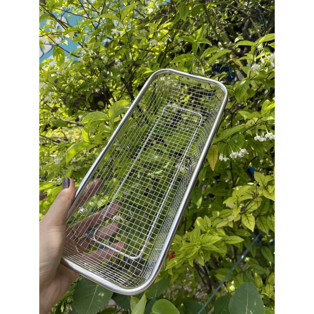 Rổ lưới inox hình chữ nhật có chân thoát nước đủ kích thước