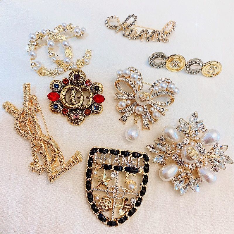 Trâm Cài Áo Ngôi Sao Mới Năm 2021 Phong Cách Xiaohongshu Ánh Sáng Sang Trọng Thời Trang Pháp Cổ Điển a