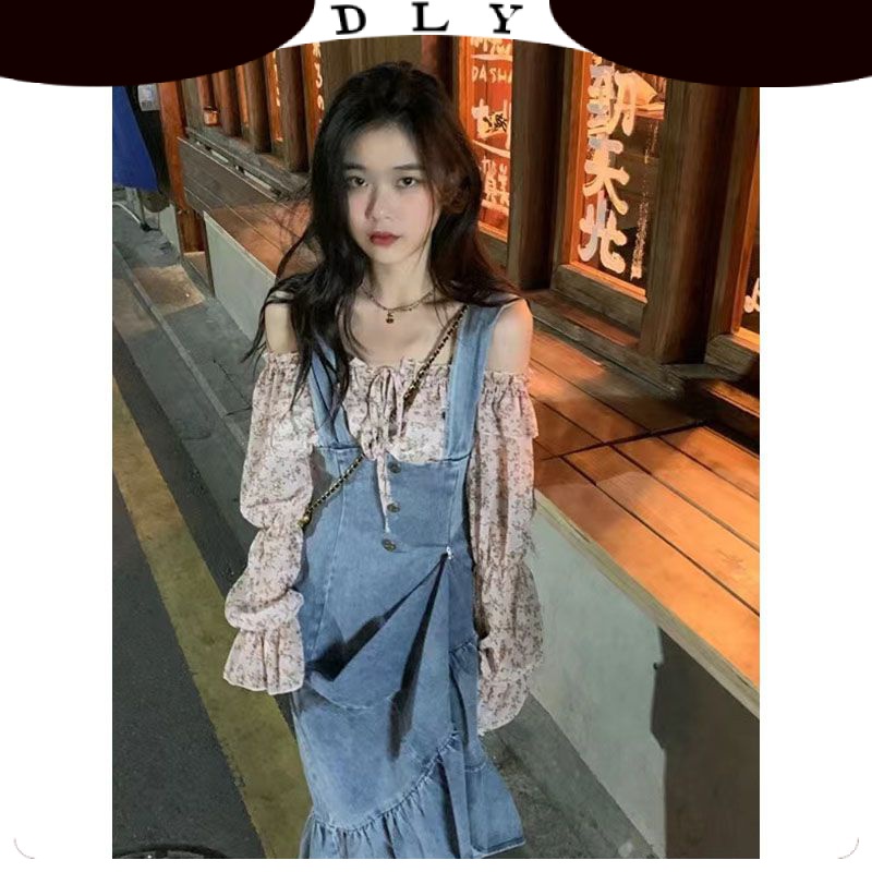 Váy Yếm Jean Dài   Bộ Đời Đồng Phục Với Áo Phông Hoa Và Màu Hồng