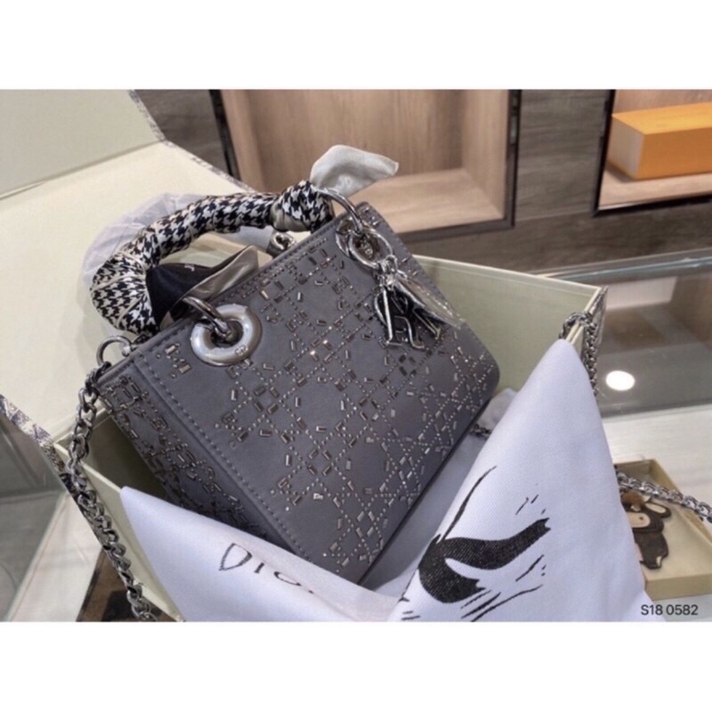 Túi xách tay nữ đi ô đinh đá size 17-20cm siêu đẹp