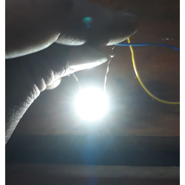 Combo 110 chip led 2835 siêu sáng điện áp 4vdc. ánh sáng trắng