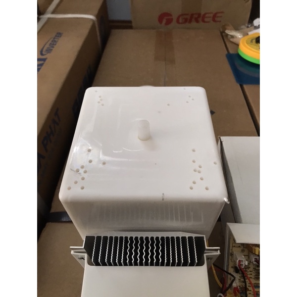 Bầu lạnh có sò cây lọc nước, kèm bo mạch.