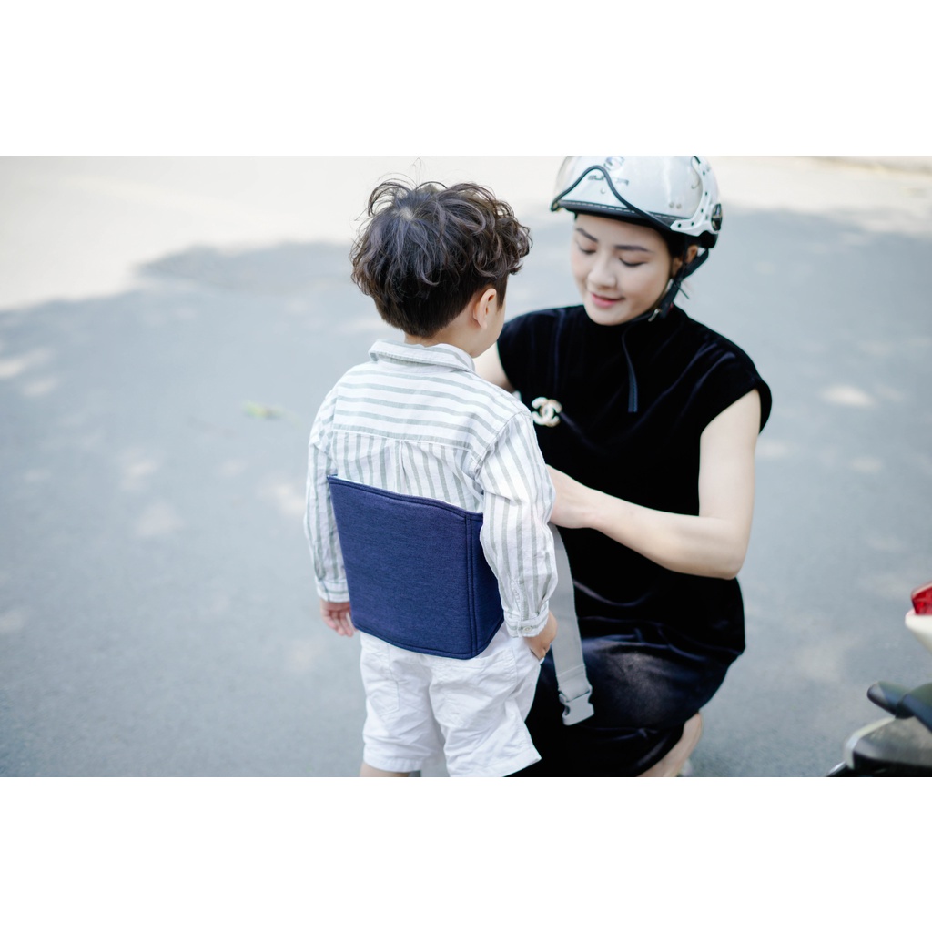 0 Đai đi xe máy an toàn cho bé đai địu đi xe máy chắc chắn cho trẻ Chic Chic 00