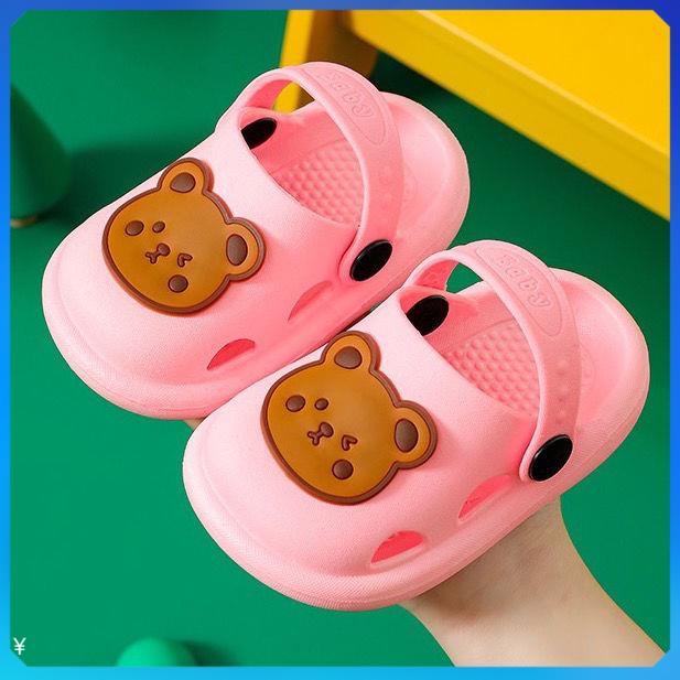 Dép Sandal Chống Trượt Đục Lỗ In Họa Tiết Dâu Tây Dễ Thương Xinh Xắn Cho Bé Trai Và Gái