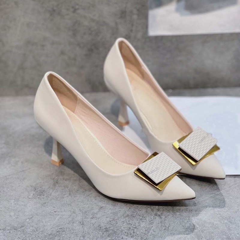 CAO GÓT MŨI NHỌN