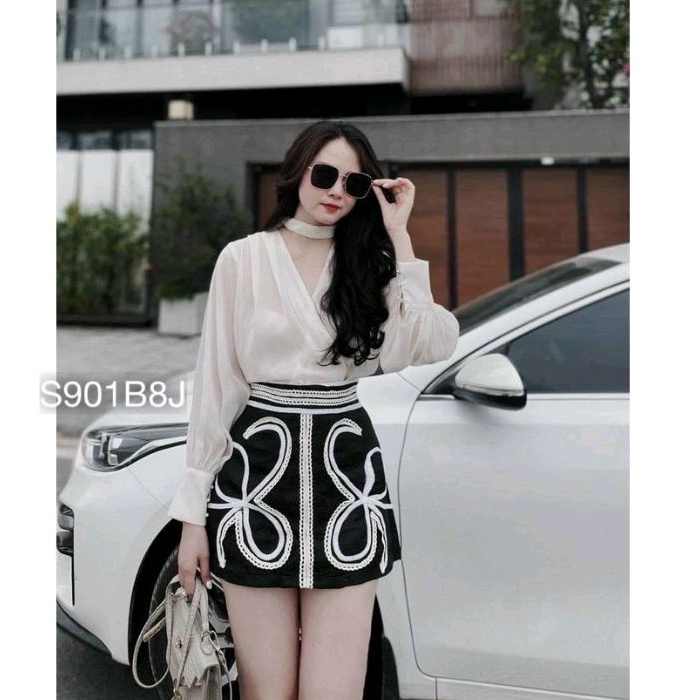Set Áo Sơ Mi Lụa Nữ Cổ Đắp Chéo Tay Bồng Mix Chân Váy Ngắn Chữ A Thêu Hoạ Tiết Cực Sang Chảnh | Bebedoll