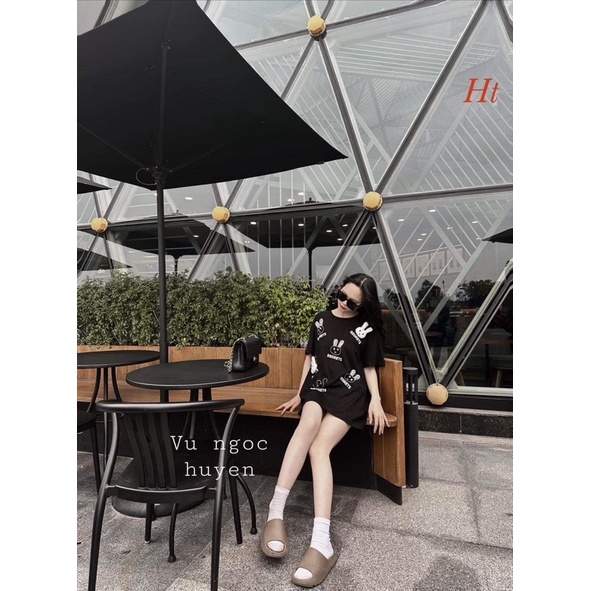 Áo phông Thỏ REG H2A667