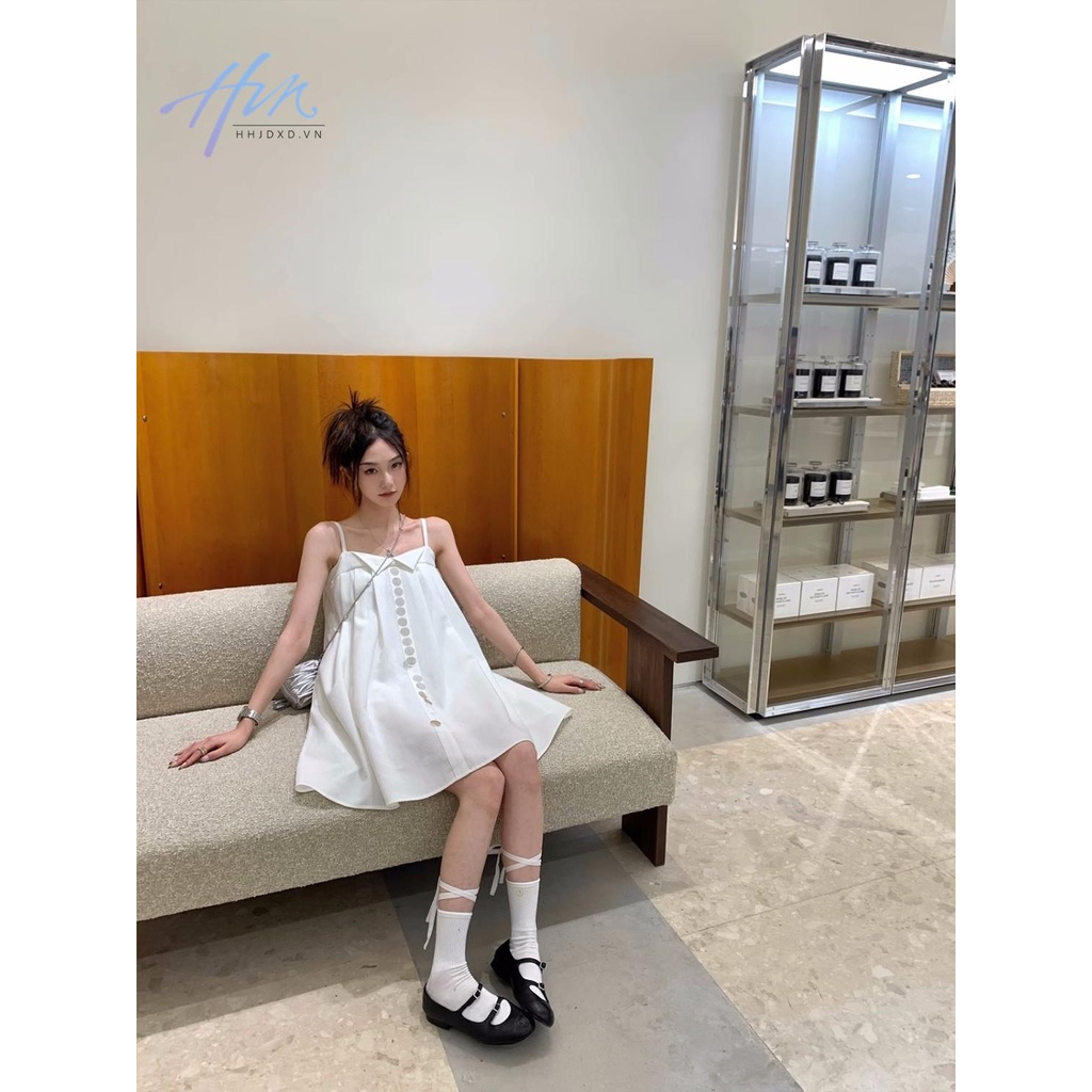 Đầm Dài Hai Dây Dáng Rộng Màu Trắng Đính Kim Sa Lấp Lánh Thời Trang Mùa Hè