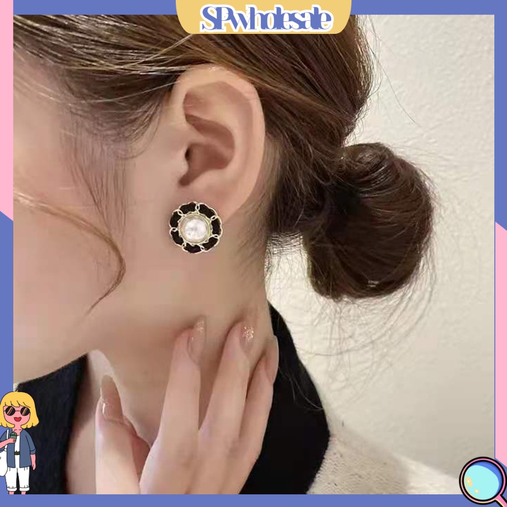 {SPwholesale} 1 Đôi Bông Tai Ngắn Đính Ngọc Trai Giả Thời Trang Dành Cho Nữ