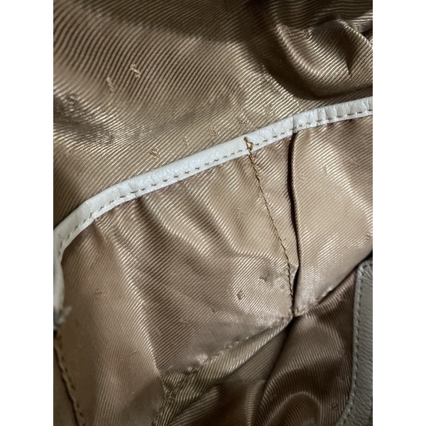 Túi mang vai hiệu Sisley da thật màu be đậm - secondhand