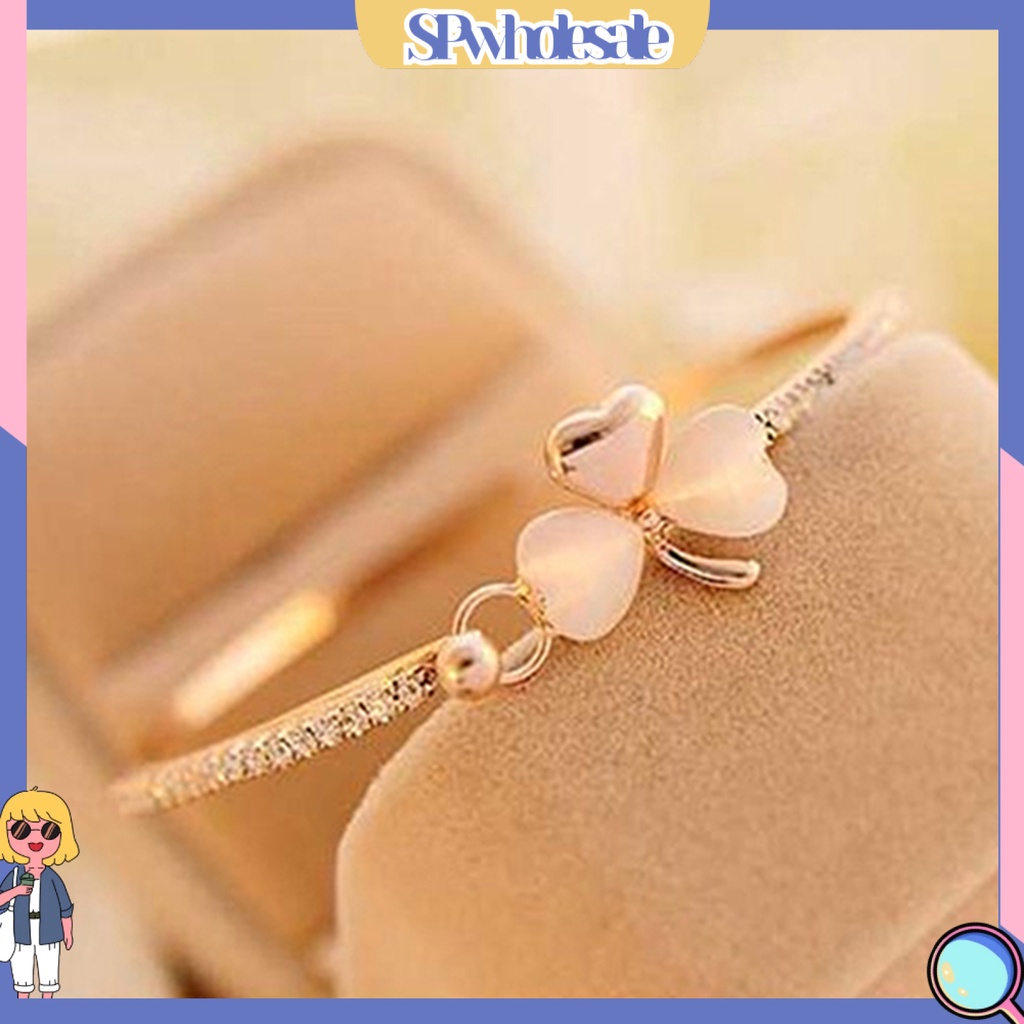 SPwholesale| Vòng tay mạ vàng đính đá opal giả hình cỏ 3 lá cho nữ
