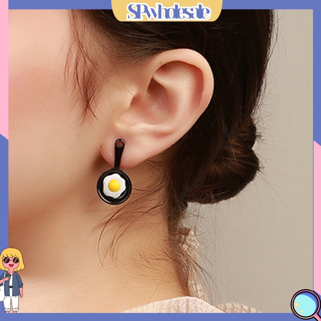 {SPwholesale} Đôi bông tai vui nhộn hình chảo chiên trứng và dụng cụ xào nấu