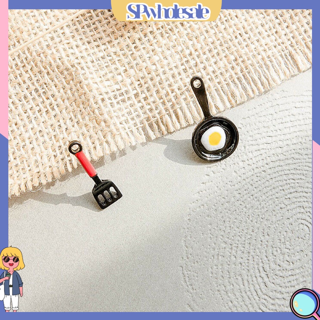 {SPwholesale} Đôi bông tai vui nhộn hình chảo chiên trứng và dụng cụ xào nấu