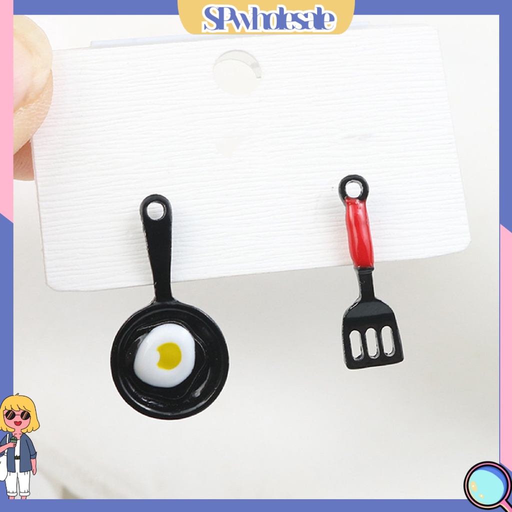 {SPwholesale} Đôi bông tai vui nhộn hình chảo chiên trứng và dụng cụ xào nấu