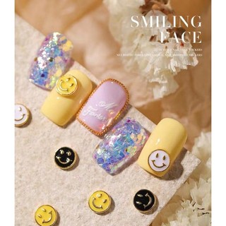 Charm mặt cười hình kim loại trang trí móng
