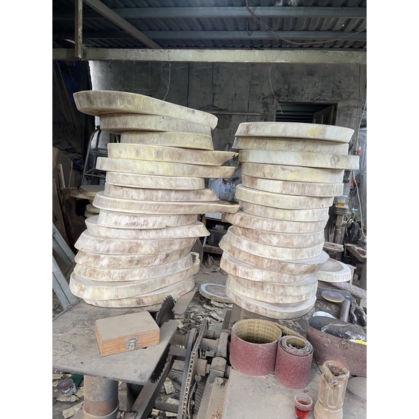Mặt gỗ me tây làm bàn hoặc decor trang trí