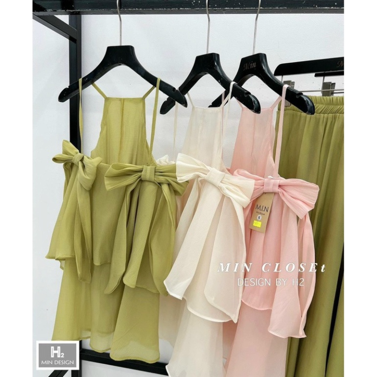 Sét Áo Hai Dây Bơ Hai Bên Kèm Chân Váy Xoè Siêu Hot HỎA TÔC