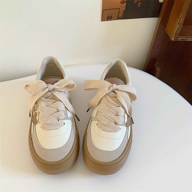 Dép Đế Dày Tăng Chiều Cao Chống Trượt Trọng Lượng Nhẹ In Họa Tiết Trái Tim Cổ Điển