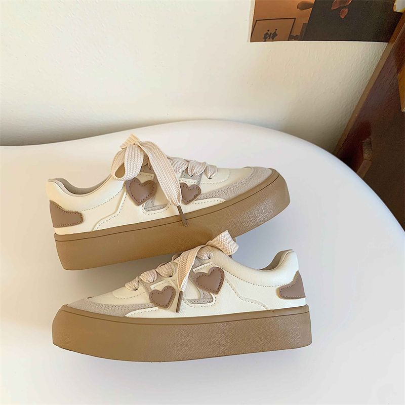 Dép Đế Dày Tăng Chiều Cao Chống Trượt Trọng Lượng Nhẹ In Họa Tiết Trái Tim Cổ Điển