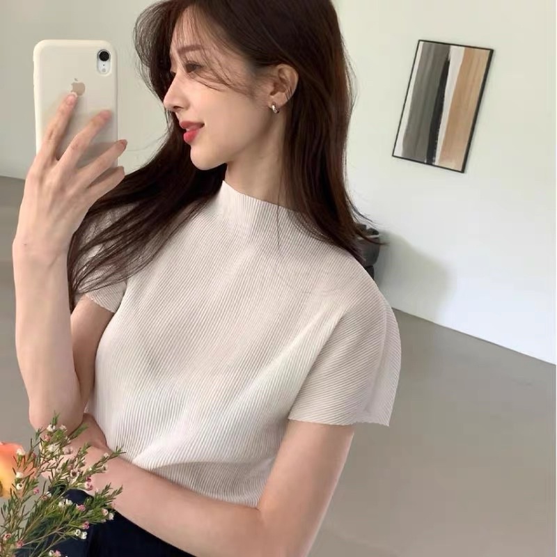 áo phông cổ 3 phân mùa hè