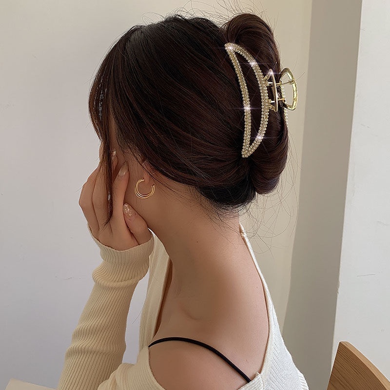 Kẹp Tóc Hình Cá Mập Bằng Kim Loại Cao Cấp Cho Nữ