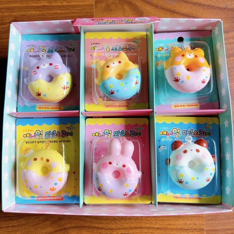 MÓC KHOÁ SQUISHY BÁNH DONUT