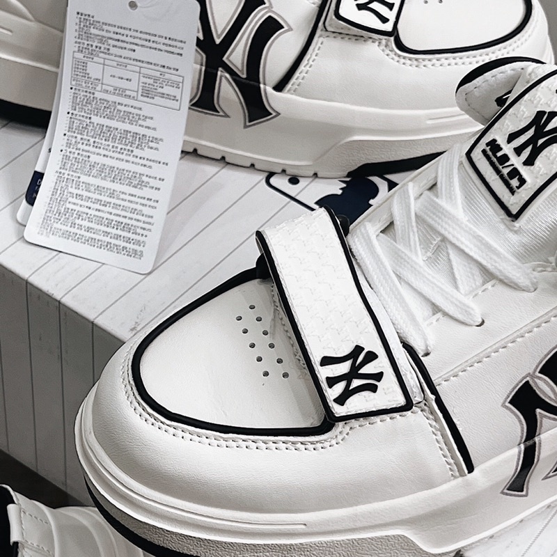 GIÀY ML.B CHUNKY LINER MID BASIC NY TRẮNG ĐEN DA THẬT