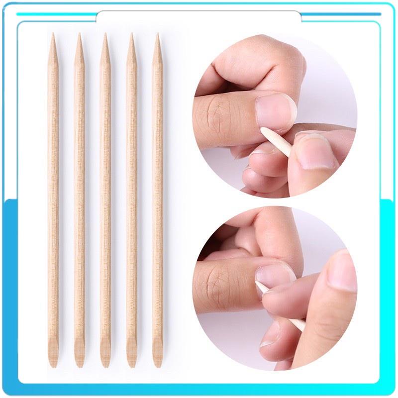 Que chấm khóe móng, là mép móng, cậy móng