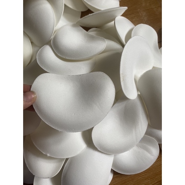 Mút độn nâng ngực