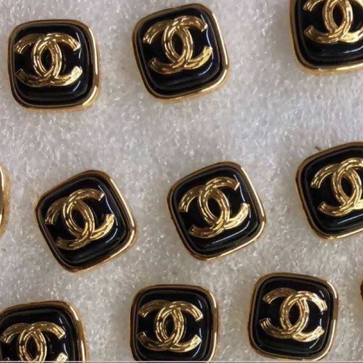 Xiaoxiangfeng Bông Tai Xỏ Lỗ Hình Vuông Màu Vàng Đen Phong Cách Thời Trung Cổ Phương Tây Không Gây Dị Ứng