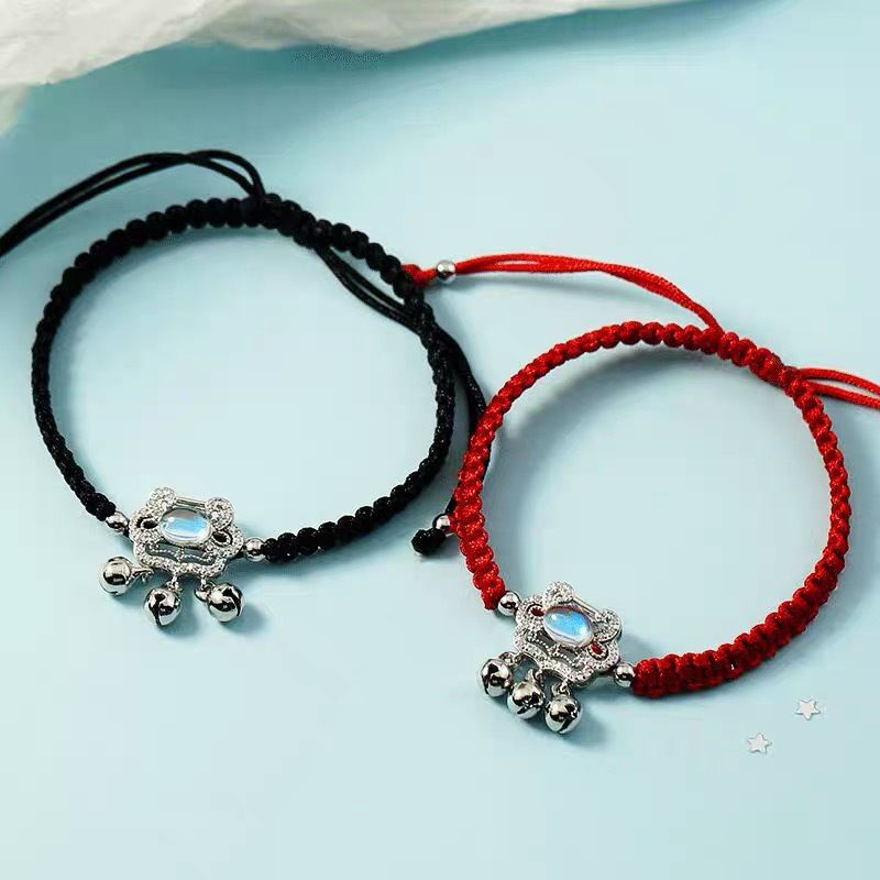 Lắc Chân Bện Dây Đính Đá Mặt Trăng Màu Đen Và Đỏ An Toàn Cho Người Nổi Tiếng