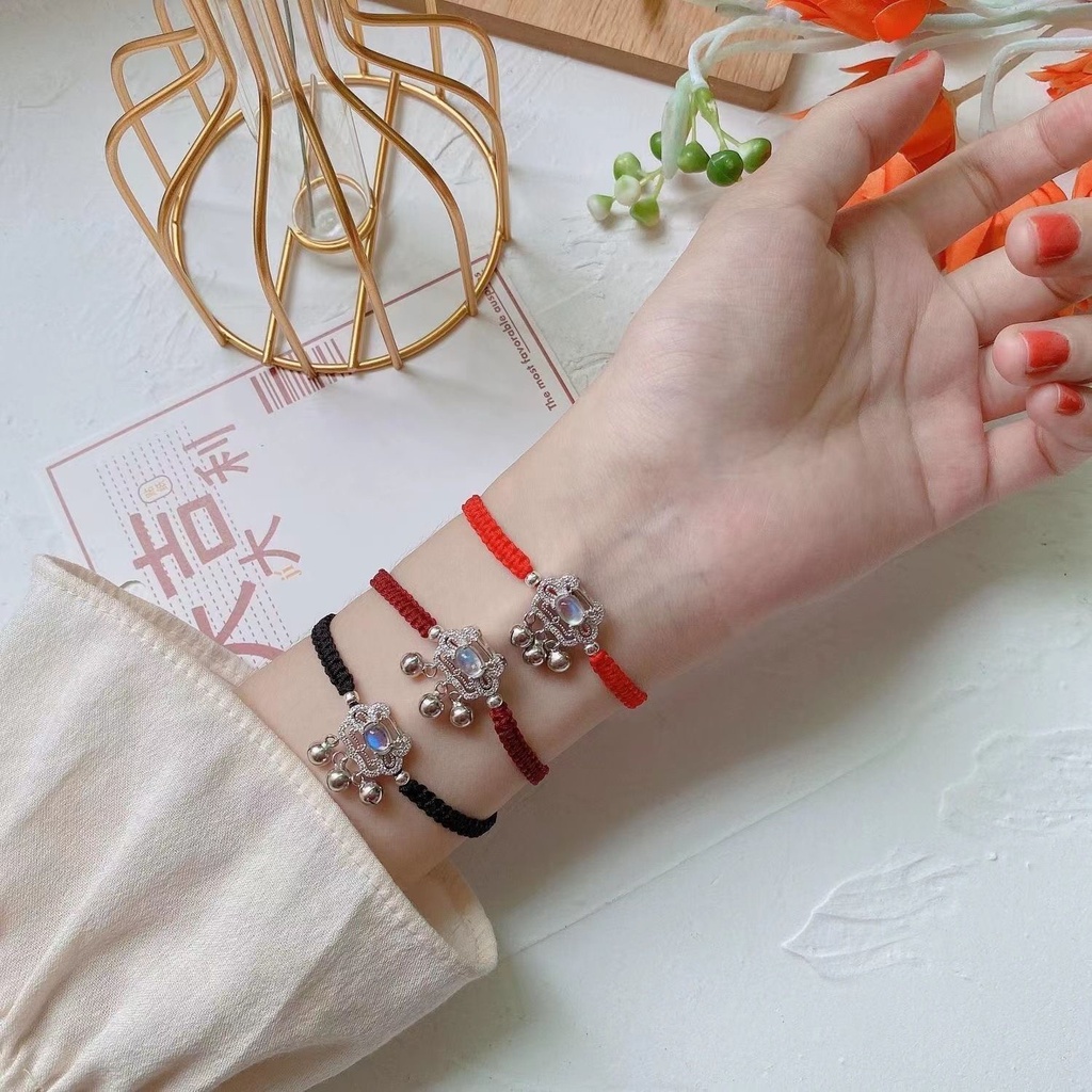 Lắc Chân Bện Dây Đính Đá Mặt Trăng Màu Đen Và Đỏ An Toàn Cho Người Nổi Tiếng