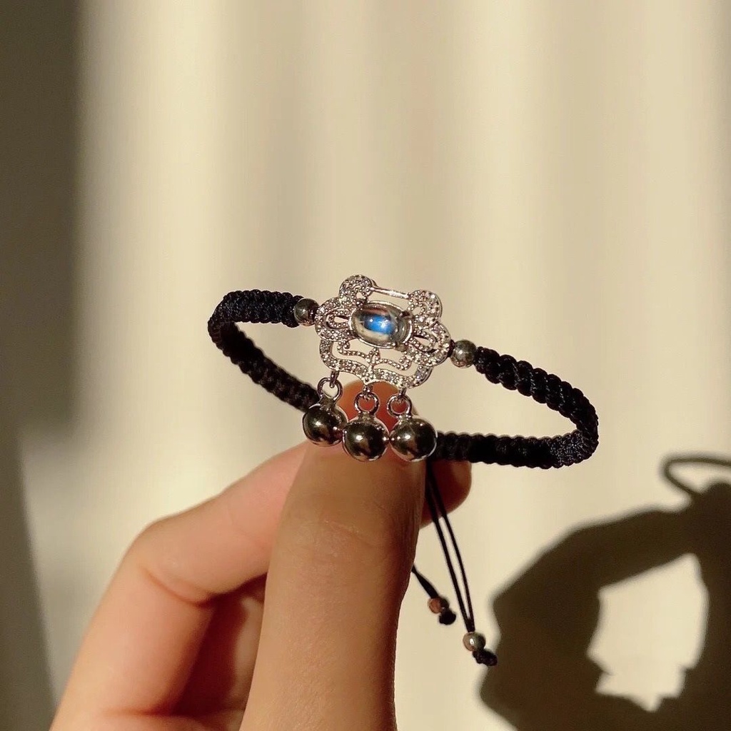 Lắc Chân Bện Dây Đính Đá Mặt Trăng Màu Đen Và Đỏ An Toàn Cho Người Nổi Tiếng