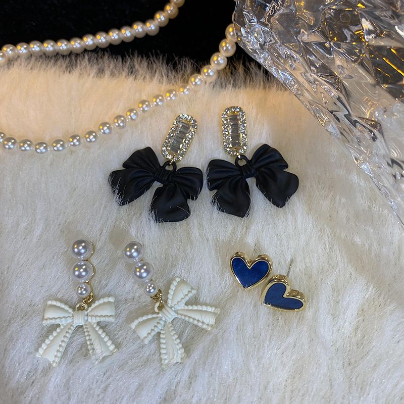 Xiaoxiang Bông Tai Hoa Trà Đen Đính Ngọc Trai Cao Cấp Phong Cách Pháp Cổ Điển Bằng Siliconv 925