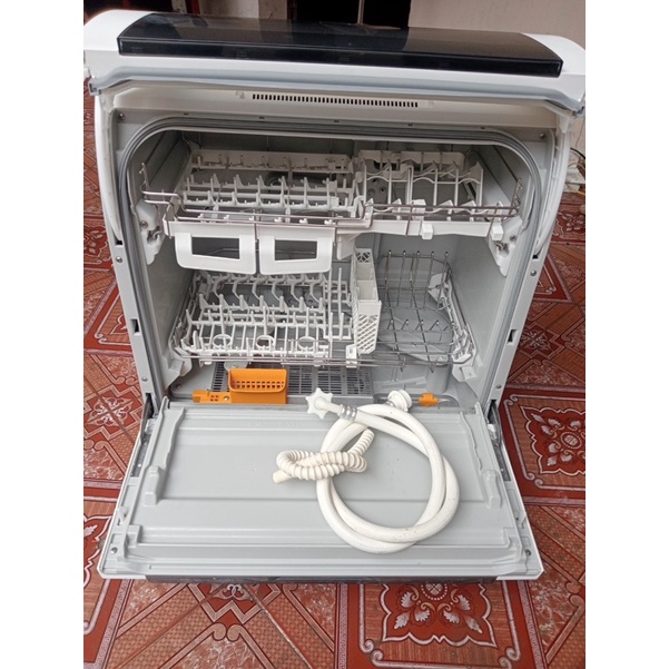 Máy rửa bát Panasonic TR9