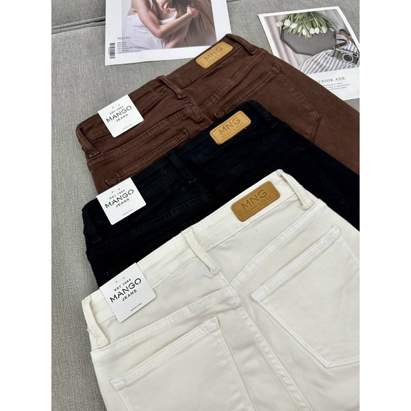 Quần jeans loe siêu hách dáng