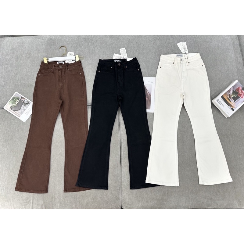Quần jeans loe siêu hách dáng