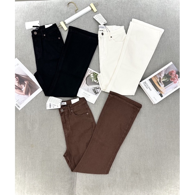 Quần jeans loe siêu hách dáng