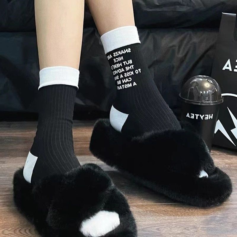 Hàng Bán Chạy Niche Tất Thể Thao Ống Lửng Màu Trắng Đen Phong Cách Hàn Quốc