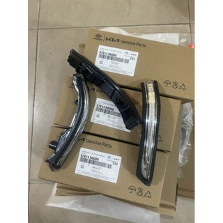 Xi nhan gương accent 2018-2021