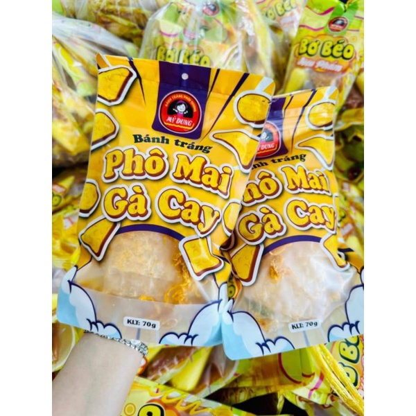 Bánh tráng phô mai gà cay Mỹ Dung siêu ngon trọng lượng 70gram.
