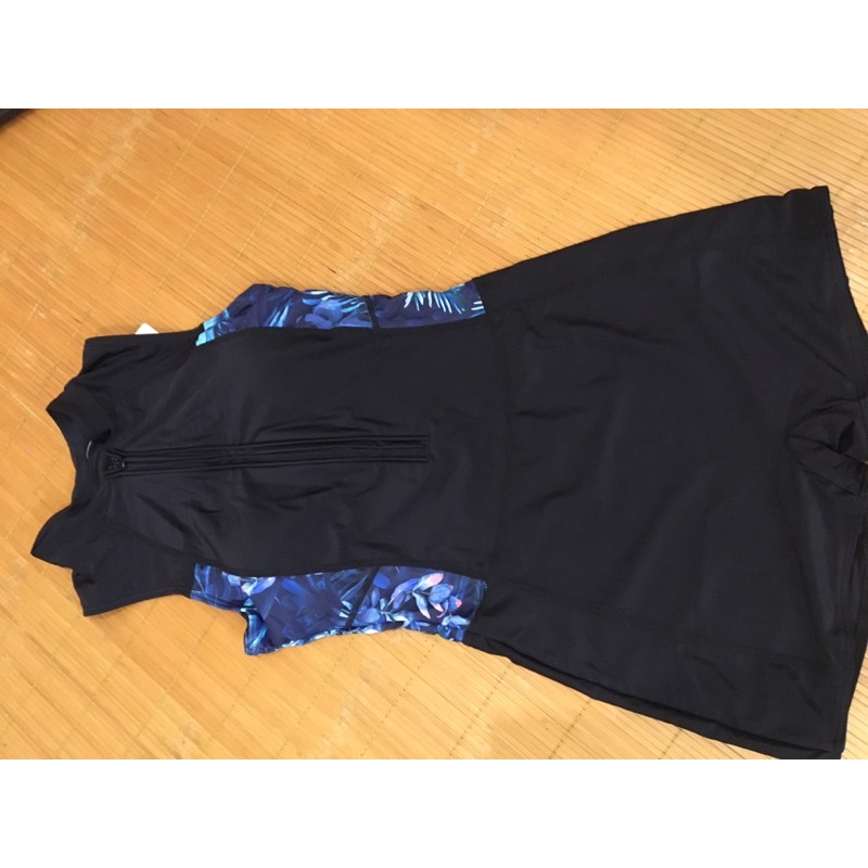 Hình thật- Đồ bơi liền thân không tay quần đùi phối eo màu xanh